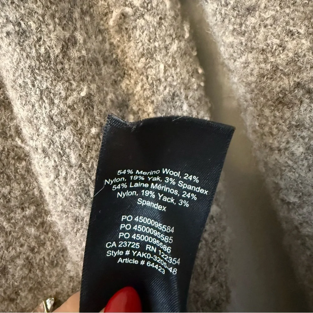 Aritzia The Group by Babaton Plutarch Turtleneck Sweater Merino Wool Yak XS - Picture 5 of 5